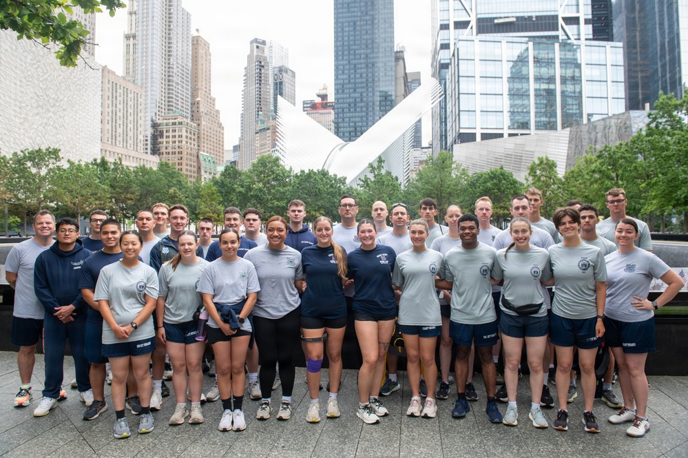 Coast Guard Participates in Freedom 250 Run During Sail250