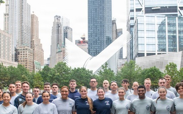Coast Guard Participates in Freedom 250 Run During Sail250