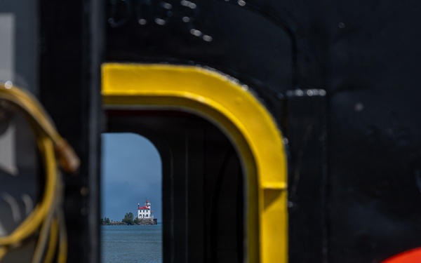 Fairport Harbor Dredging of the Grand River