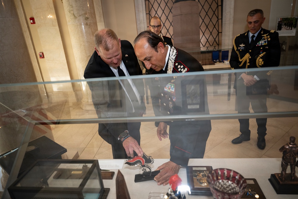 Italian Commander General of the Carabinieri Corps Lt. Gen. Salvatore Luongo Visits ANC