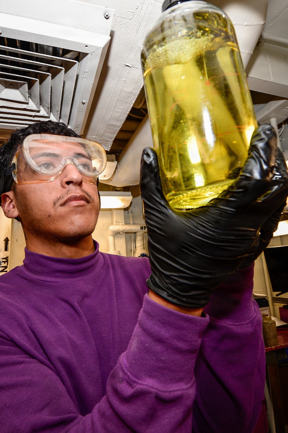 USS Carl Vinson (CVN 70) conducts jet propellant-5 testing