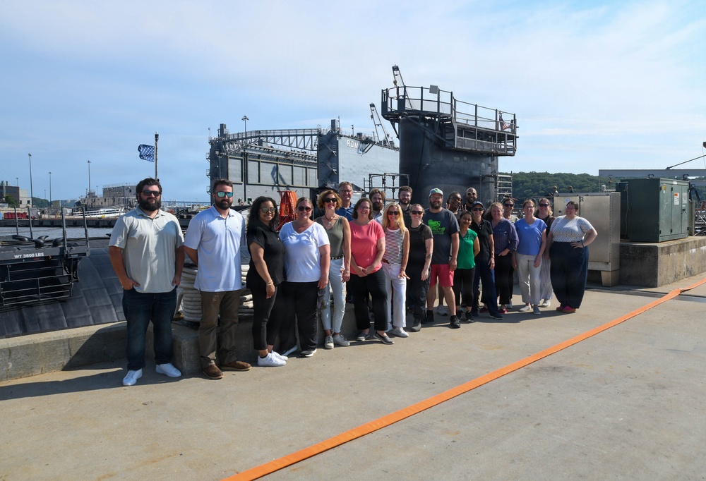 Southeastern Connecticut Chamber of Commerce Visits Military Facilities Around New London