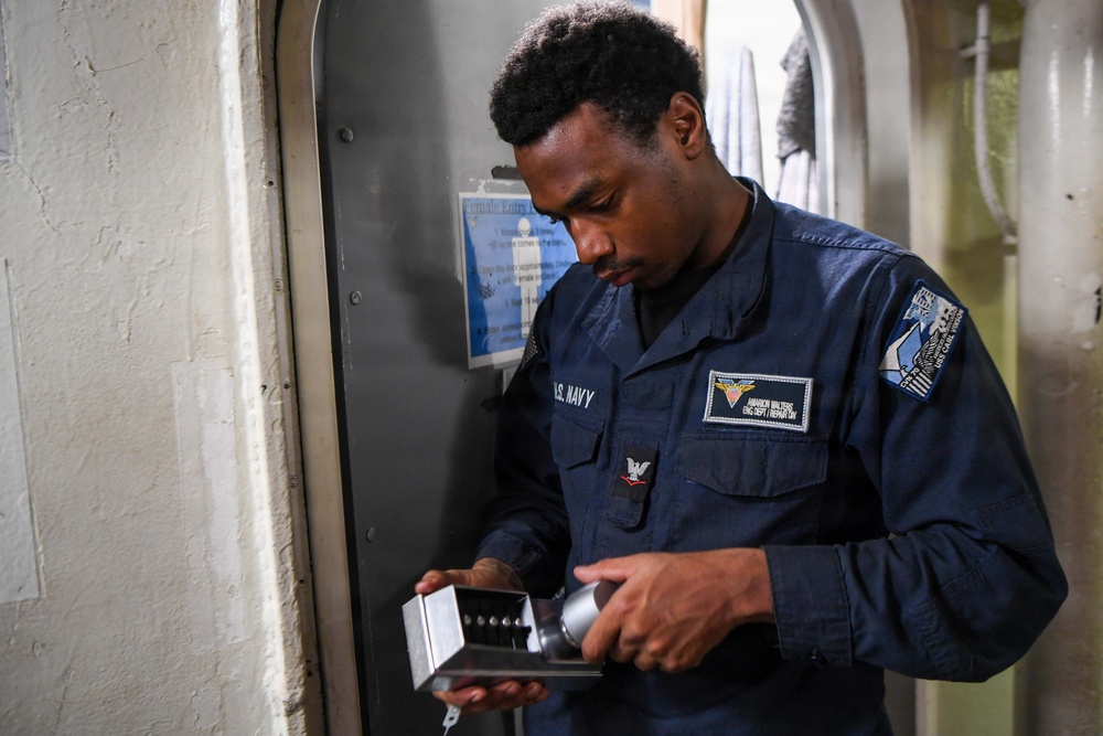 USS Carl Vinson (CVN 70) conducts routine operations