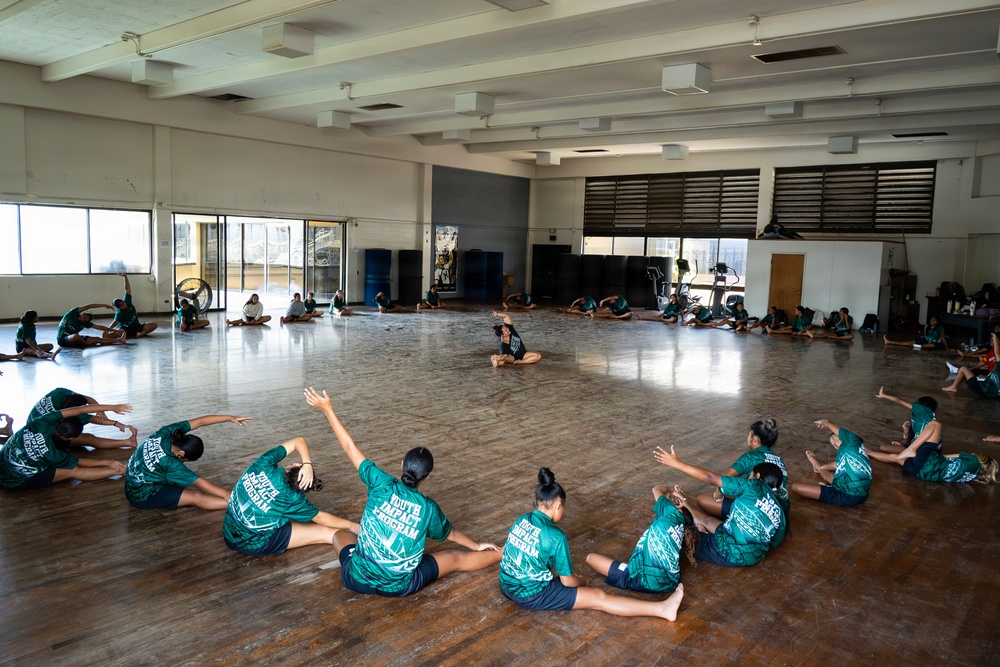 94th AAMDC Soldiers help mentor YIP students