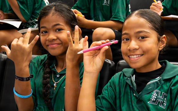 94th AAMDC Soldiers help mentor YIP students