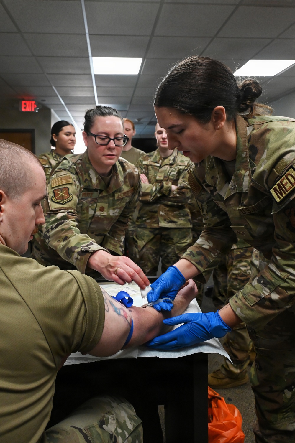 119th Airmen Establish Intravenous Access
