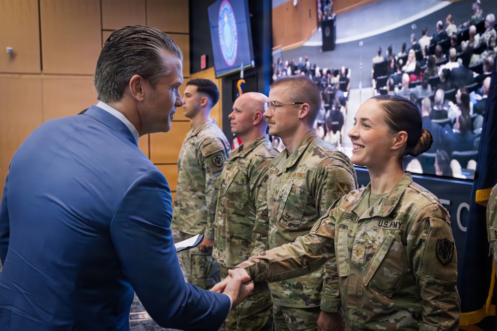 SW Delivers Remarks at the Defense Intelligence Agency