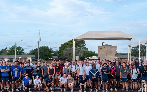 Laughlin Helping Agencies host ruck, food drive