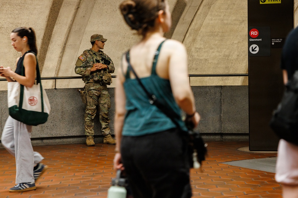 Arkansas Guardsmen Patrol Nation’s Capitol