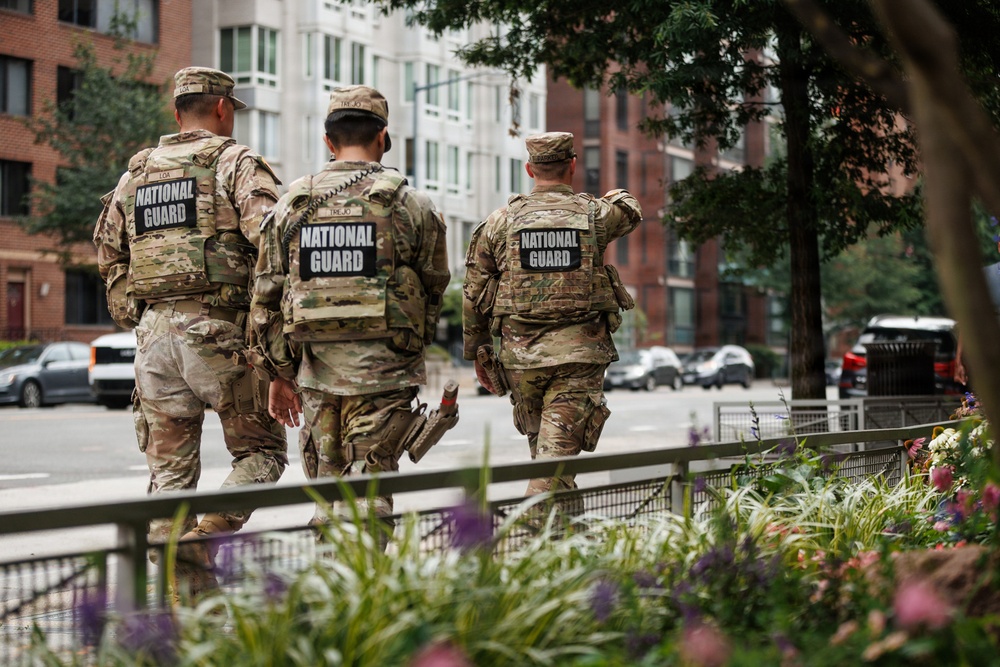 Arkansas Guardsmen Patrol Nation’s Capitol