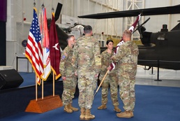 Lyster welcomes new commander