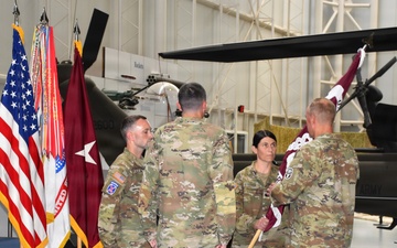 Lyster welcomes new commander