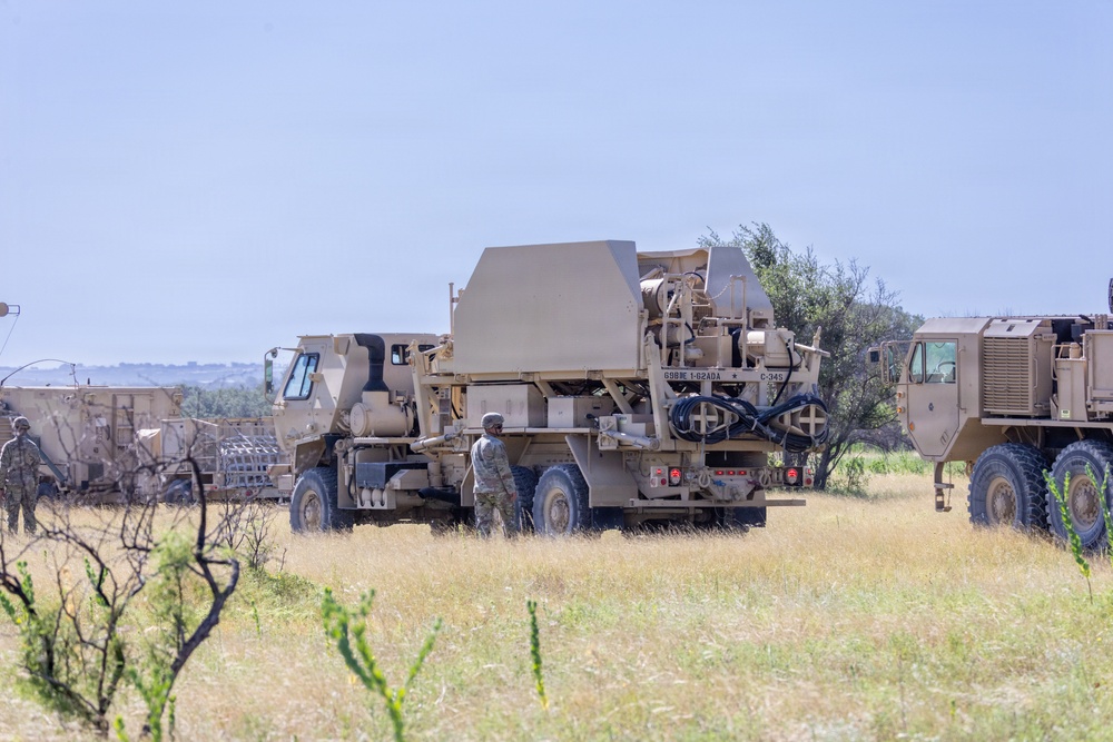Delta Battery conducts site establishment during operational readiness exercise