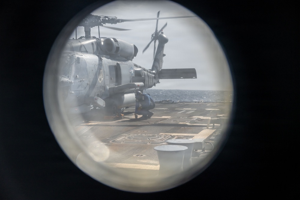 USS Gridley (DDG 101) supports disaster assistance for Venezuela