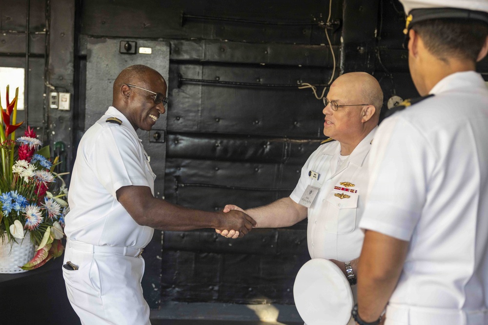 USS Essex hosts 4th of July reception