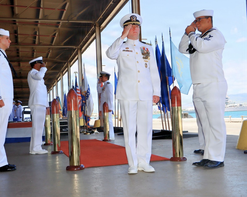 NAVSUP FLC Pearl Harbor Welcomes New Commanding Officer During Change of Command Ceremony