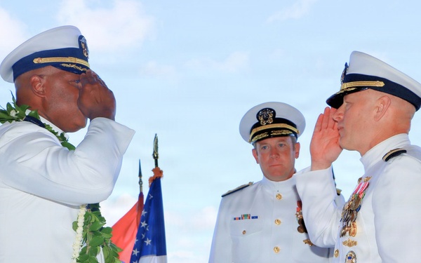 NAVSUP FLC Pearl Harbor Welcomes New Commanding Officer During Change of Command Ceremony