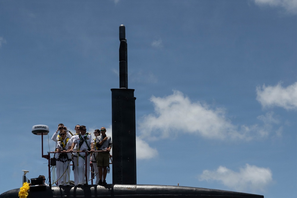 USS Jefferson City (SSN 759) Changes Homeport to Pearl Harbor