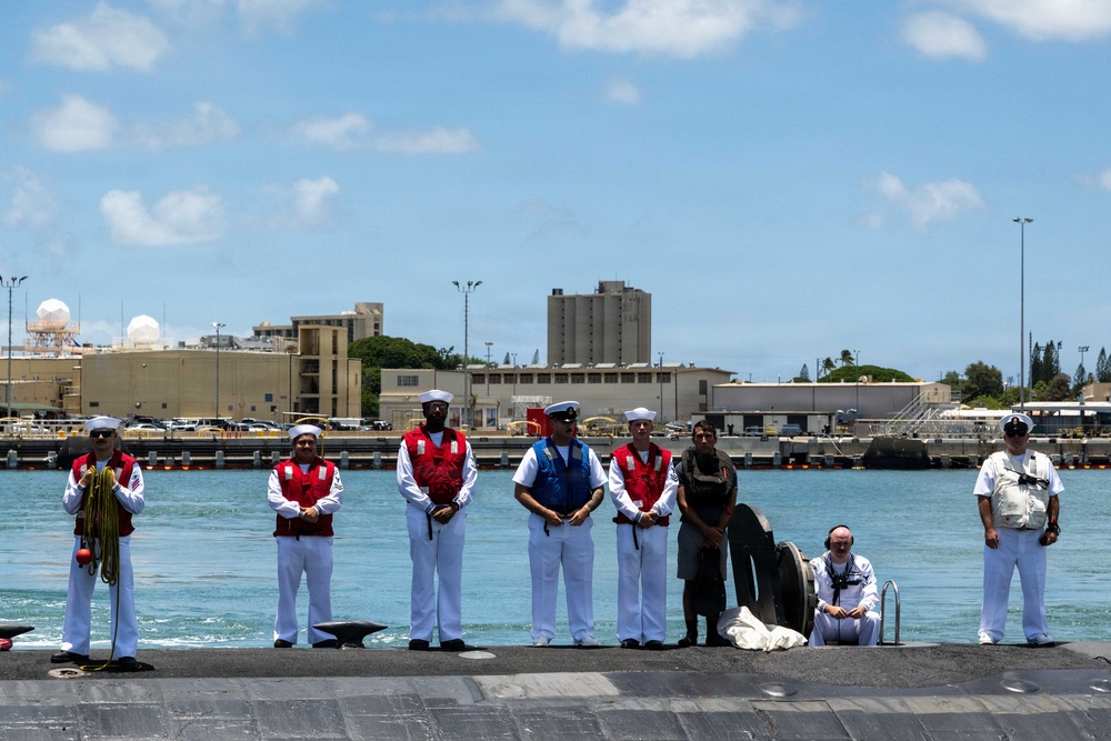 USS Jefferson City (SSN 759) Changes Homeport to Pearl Harbor