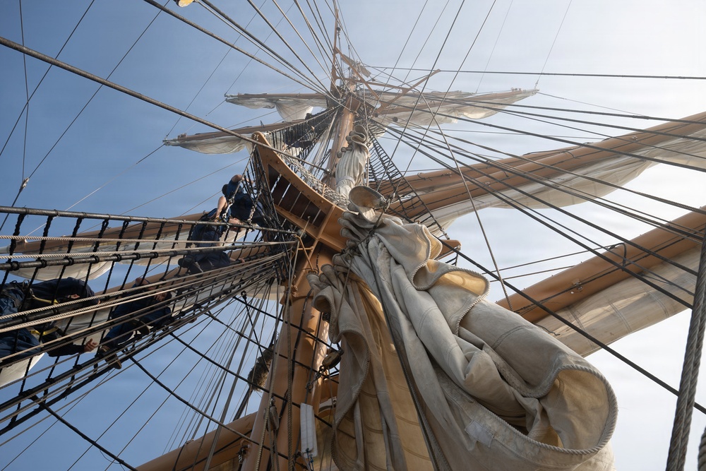 Coast Guard Cutter Eagle sails to Boston