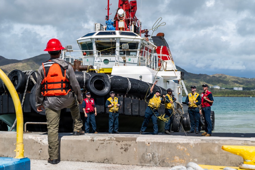 USS Tucson arrives at Naval Base Guam