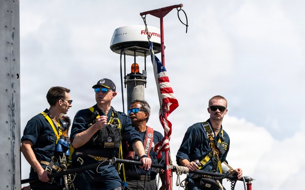 USS Tucson arrives at Naval Base Guam
