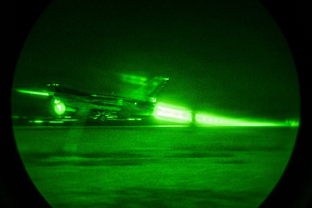 CENTCOM Airmen keep the Falcon fighting ready