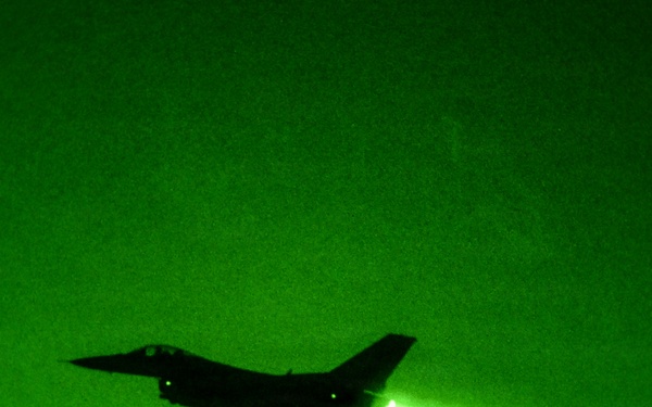 CENTCOM Airmen keep the Falcon fighting ready
