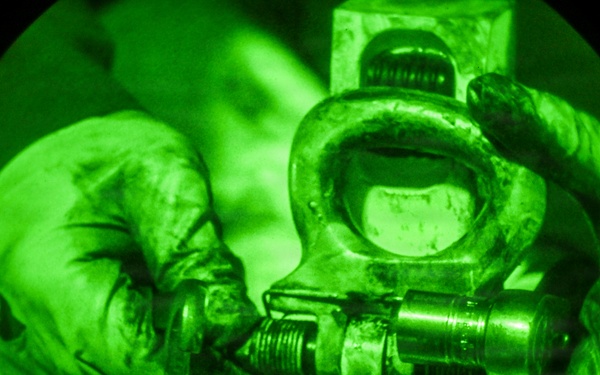 CENTCOM Airmen keep the Falcon fighting ready