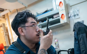 George Washington Sailors Participate in Integrated Drills