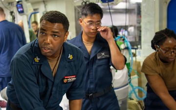RIMPAC servicemembers conduct mass casualty drill Aboard USS Essex