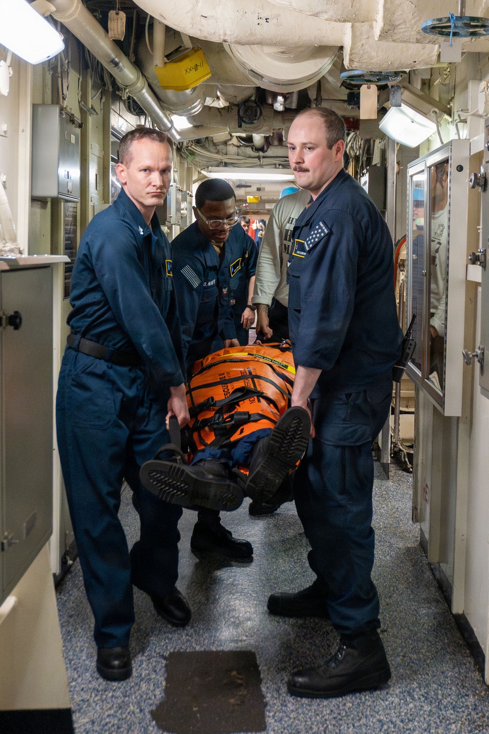 George Washington Sailors Participate in Integrated Drills