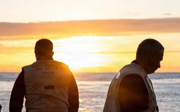 USS Mustin conducts flight operations