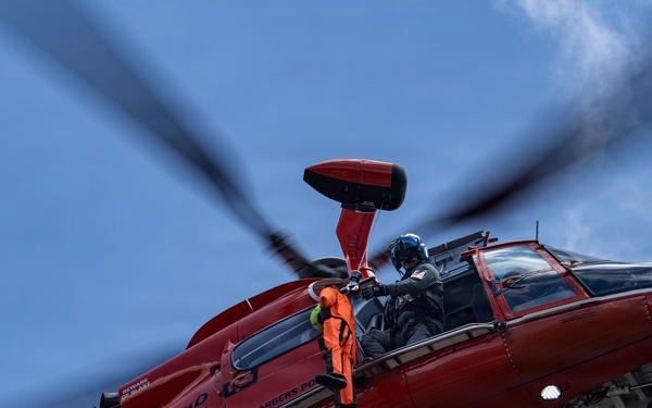 U.S. Coast Guard Leads Search and Rescue Demonstration for Global Partners