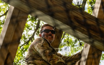 National Guard Soldiers Face Challenges at Region VI Best Warrior Competition