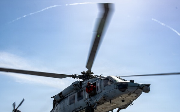 USS Mount Whitney Midhshipmen Helicopter Ride