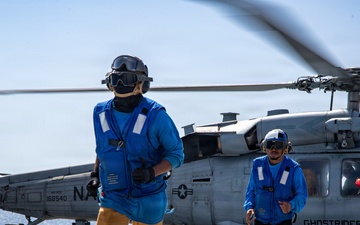 USS Mount Whitney Midshipmen Helicopter Ride