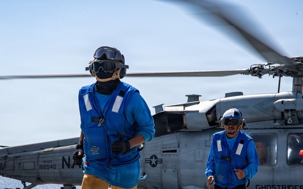 USS Mount Whitney Midshipmen Helicopter Ride