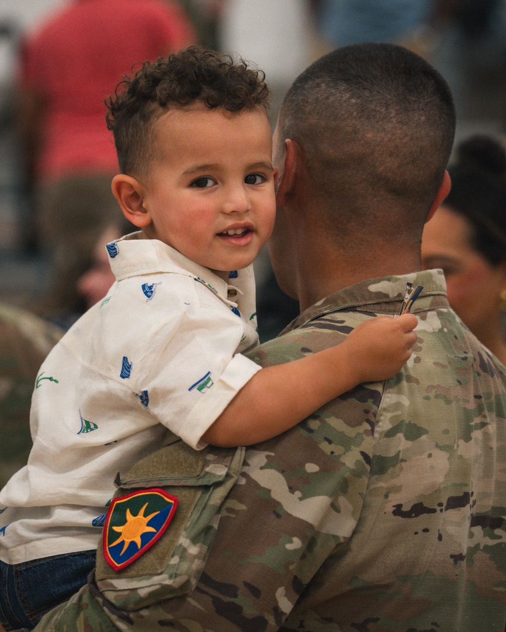 Signal Soldiers support security