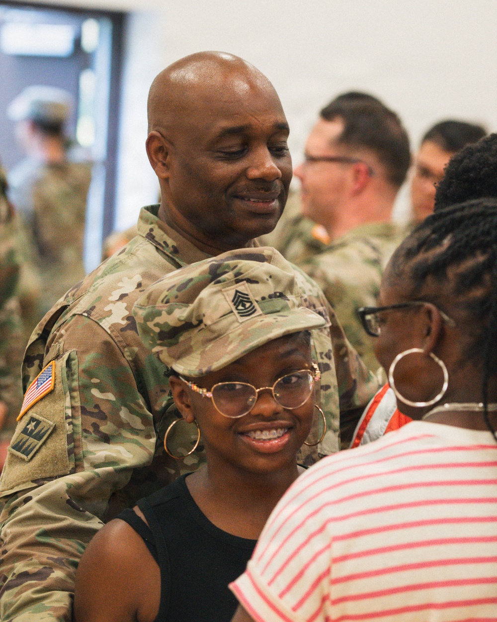 Signal Soldiers support security