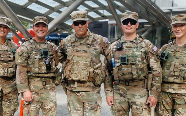 DCNG Commanding General Visits JTF-DC National Guardsmen