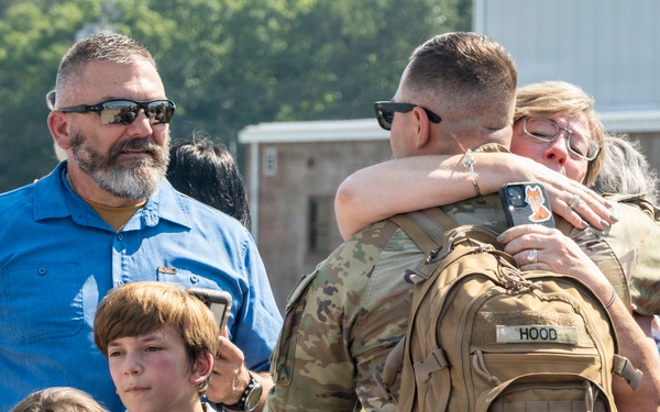 Familes and Friends welcome the 643rd Military Police Company