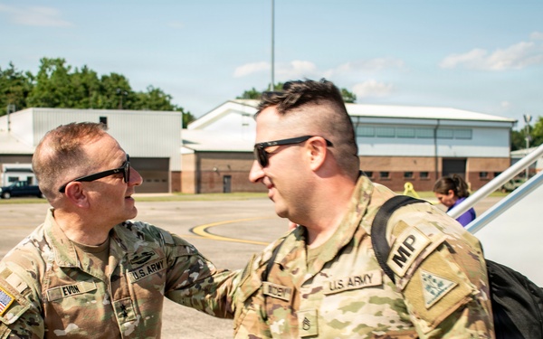 Familes and Friends welcome the 643rd Military Police Company