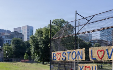 U.S. Marines and Bostonians participate in Sunrise Run Event