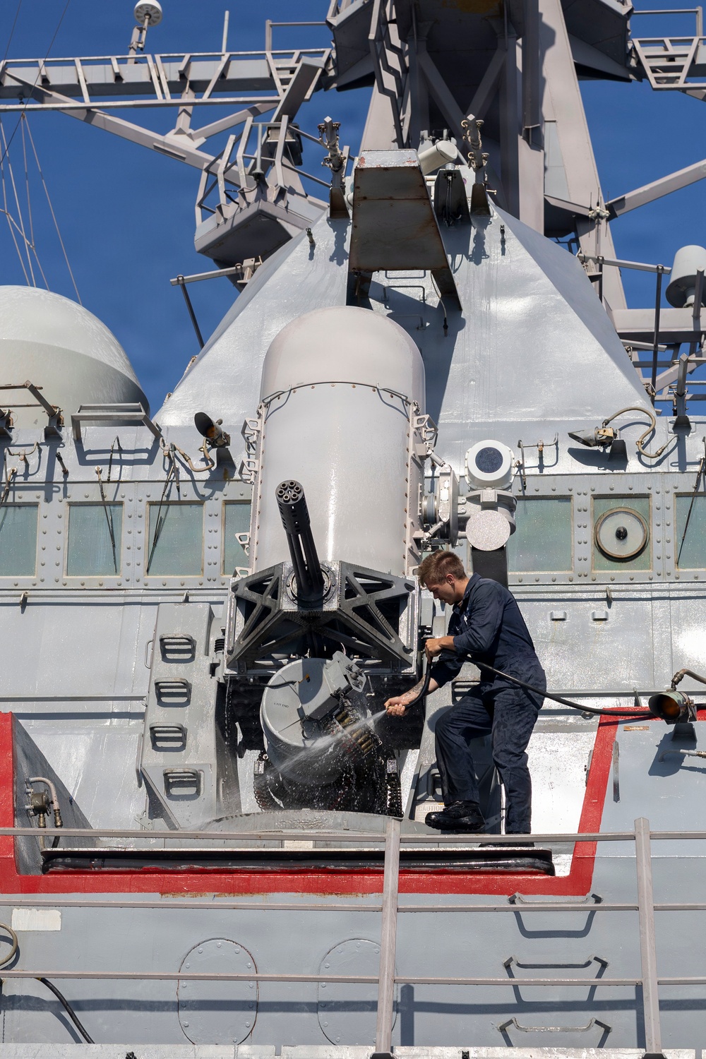 DDG 117 Conducts FWWD