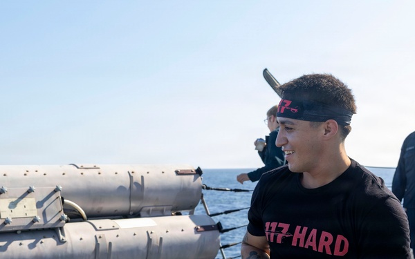 DDG 117 Conducts FWWD