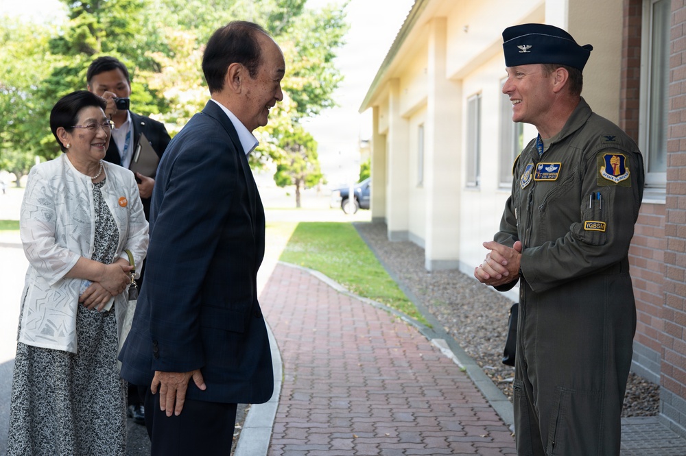 A day in command: Misawa Mayor serves as Wing Commander for a Day