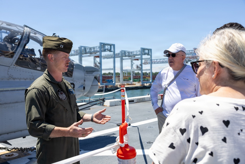 Public Tours Aboard USS Arlington (LPD 24)