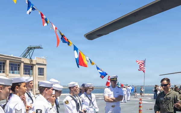 Public Tours Aboard USS Arlington (LPD 24)