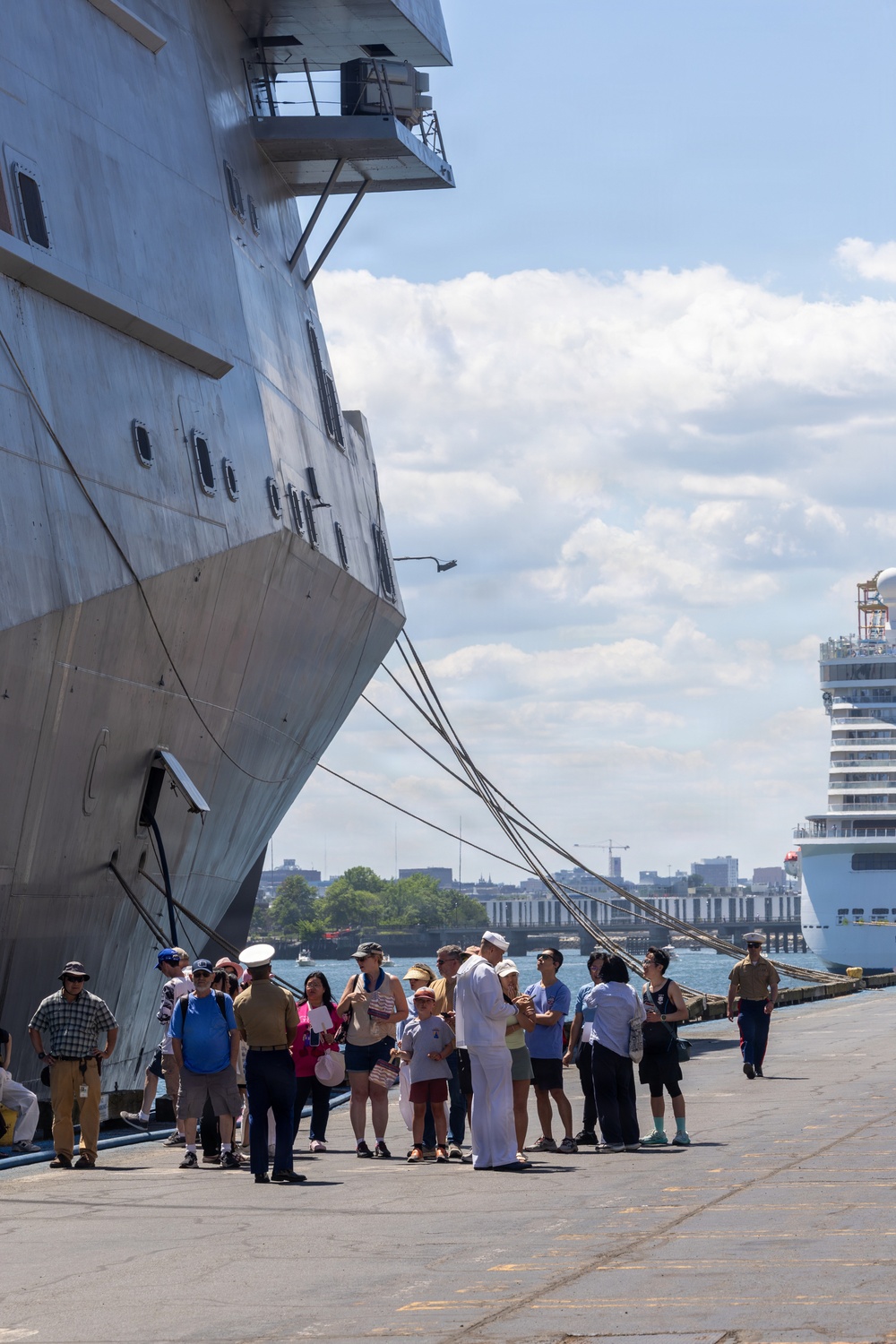 Public Tours Aboard USS Arlington (LPD 24)